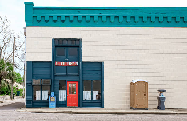 Best Porta potty delivery and setup  in Adrian, MI